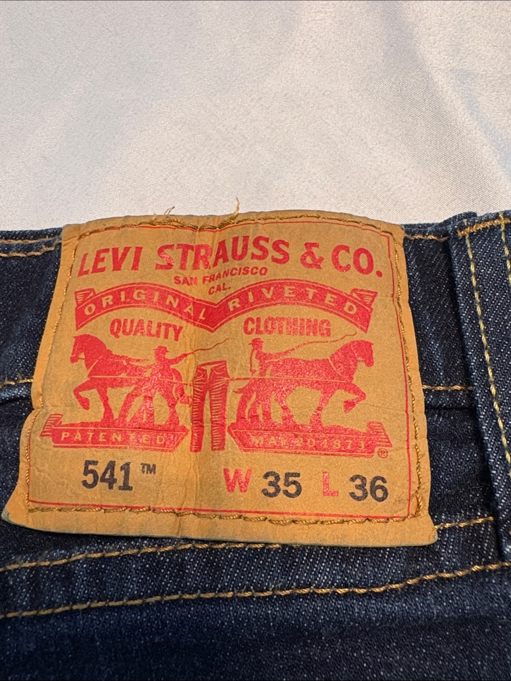 Levi's 541 W35 L36 Indigo Blue Classic Straight Jeans - Picture 2 of 7